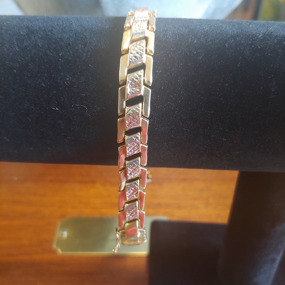 14k Gold bracelet - Picture 8 of 8